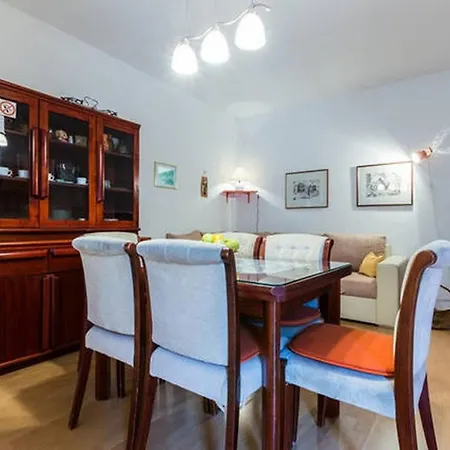 Apartment In 31109 *